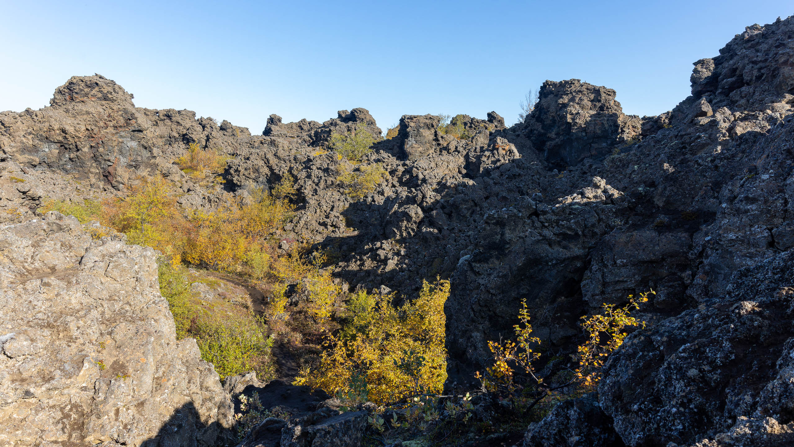 Dimmuborgir Island